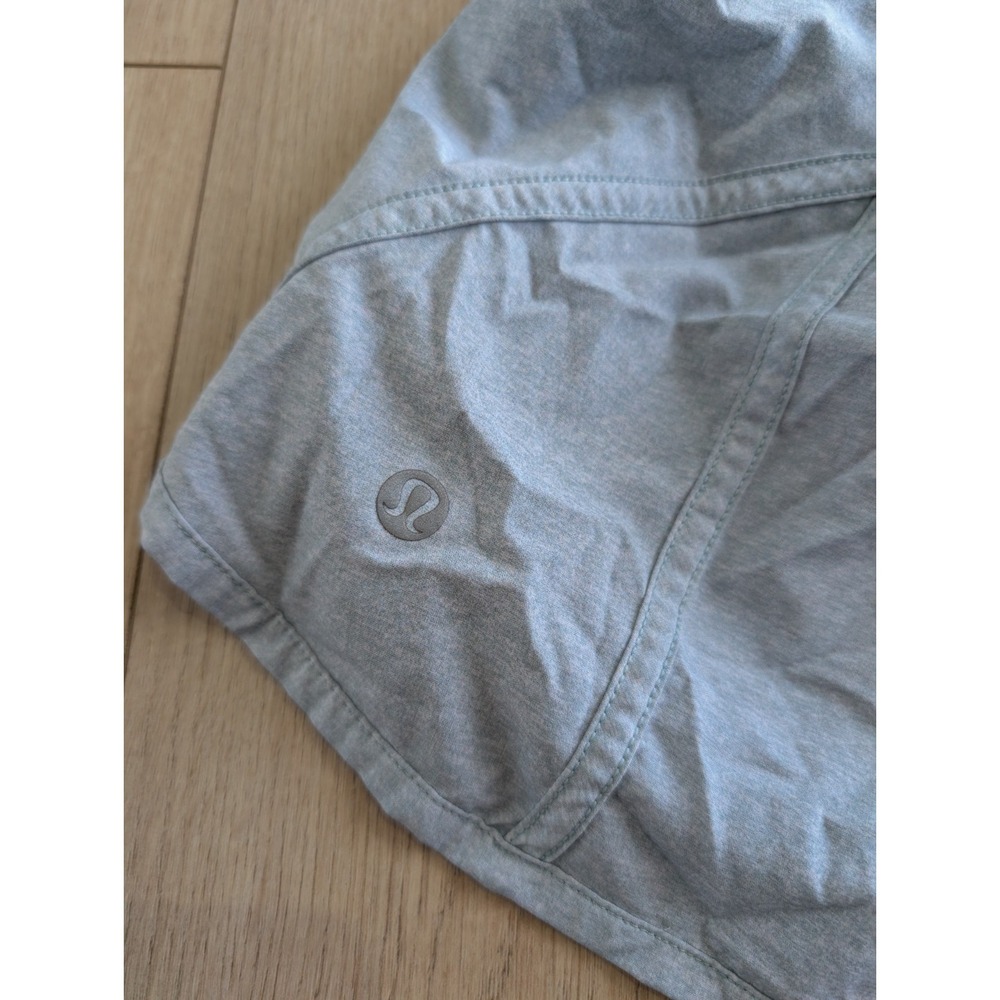 Lululemon‎ Tracker Short V *4" in Heather Lux Multi Hazy Jade Size 4 - Picture 3 of 12